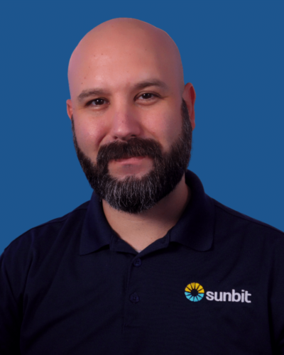 Profile photo - Adrian Valente (5) Profile photo - Adrian Valente (5)